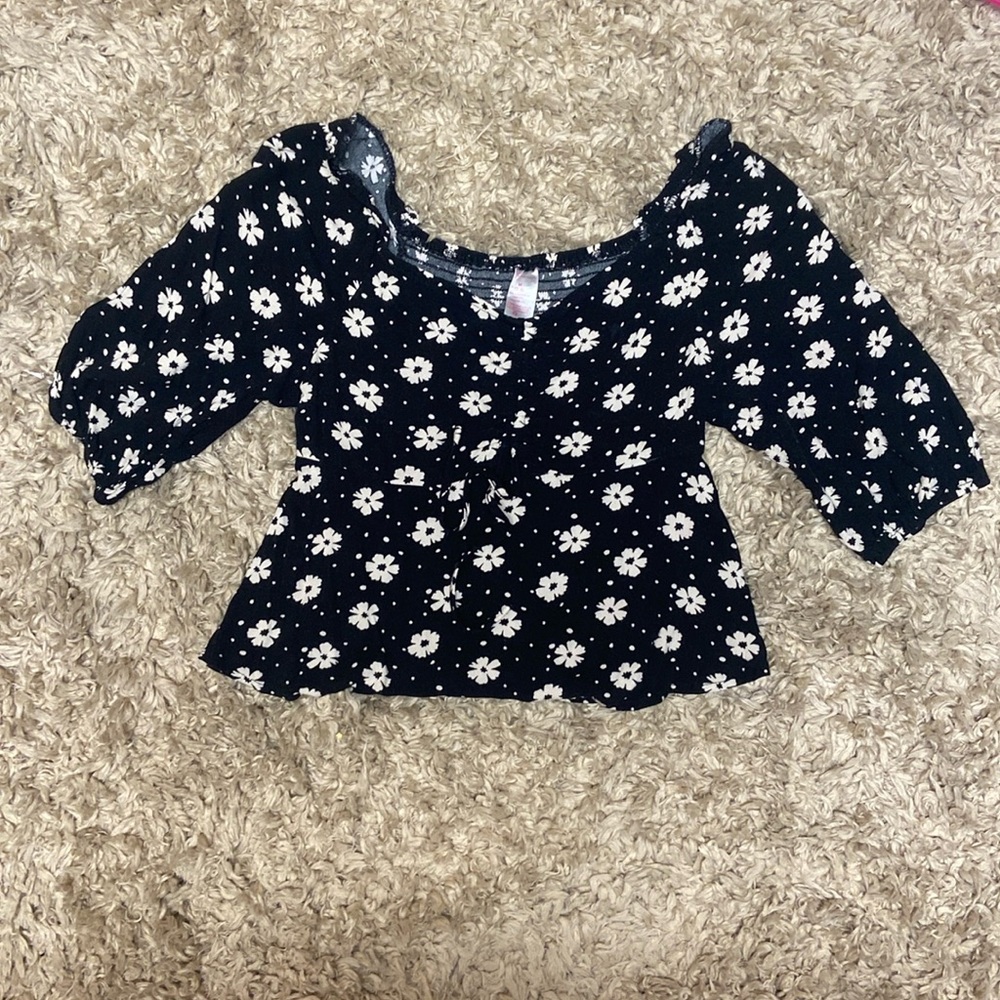 No boundaries crop top